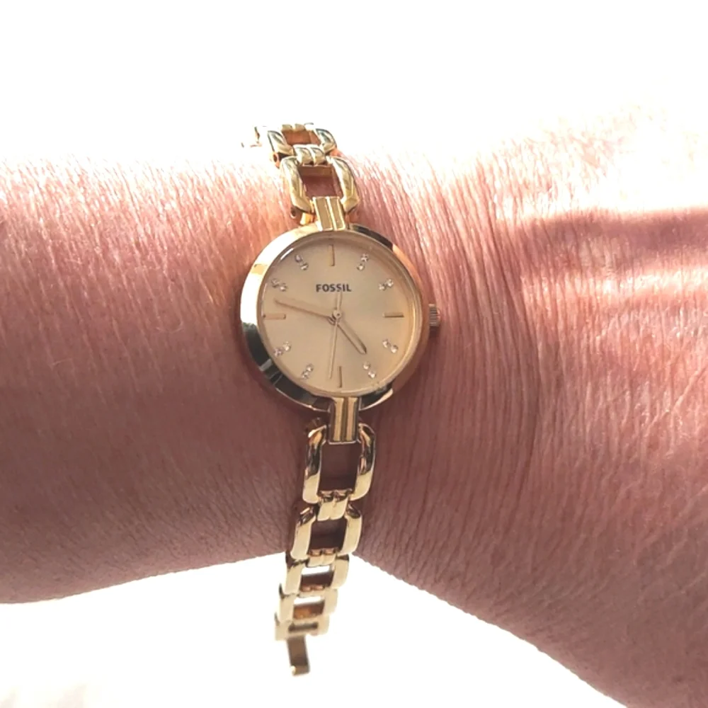 Fossil Watch Goldtone WORKING - comes with battery and two extra links - Picture 1 of 6